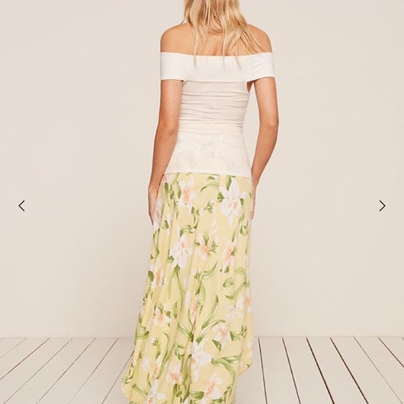 🌺Moving Sale!🪴 Reformation Sunrise top - Picture 2 of 10